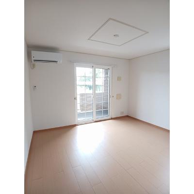 ケ－マ・ハ－モニ－２番館 101【管理NO：1-015428402-01010】 ★家具家電は申し込み後に搬入します★の物件写真2
