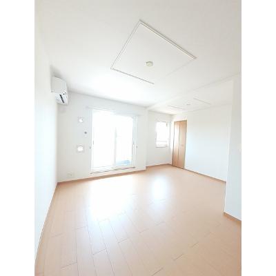 ケ－マ・ハ－モニ－１番館 203【管理NO：1-015428401-02030】 ★家具家電は申し込み後に搬入します★の物件写真2