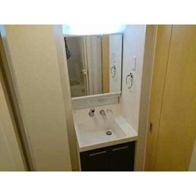 クロスロード三沢 103【管理NO：1-021091101-01030】 ★家具家電は申し込み後に搬入します★ ★2026年11月中旬入居可能★の物件写真6