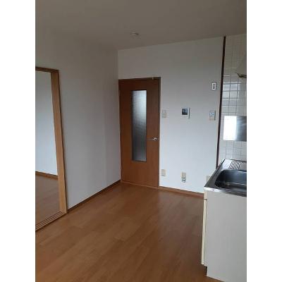 加納ガーデンハイツ 202【管理NO：1-005283601-02020】 ★家具家電は申し込み後に搬入します★ ★2026年12月中旬入居可能★の物件写真2