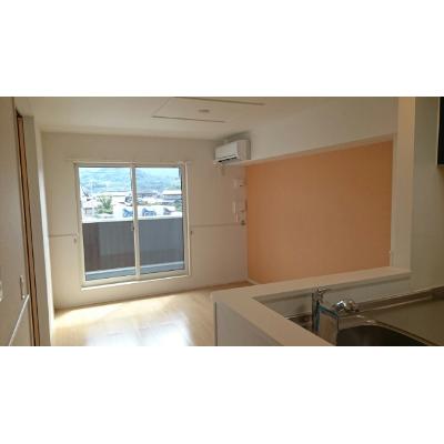 アクエリアス 203【管理NO：1-021873901-02030】 ★家具家電は申し込み後に搬入します★ ★2026年11月中旬入居可能★の物件写真2