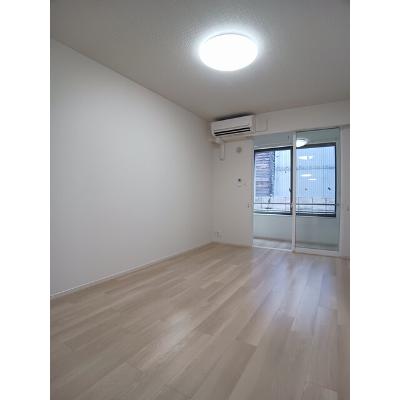 プラシードカーサＸＩ 101【管理NO：1-028075801-01010】 ★家具家電は申し込み後に搬入します★ ★2026年11月中旬入居可能★の物件写真2