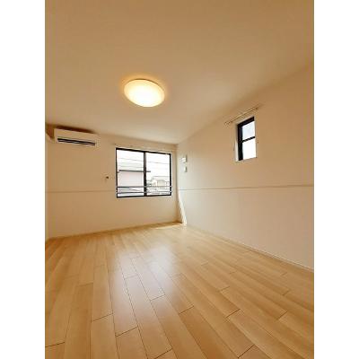 サンリット．ＦＪ　Ⅰ 201【管理NO：1-026487901-02010】 ★家具家電は申し込み後に搬入します★ ★2026年12月中旬入居可能★の物件写真2