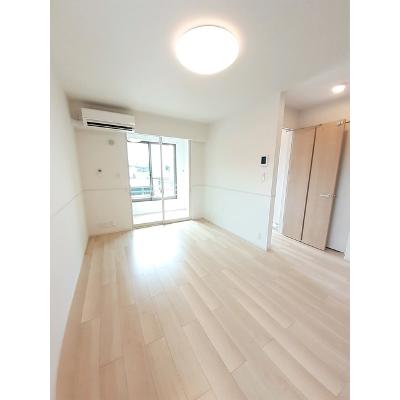 シャンス 102【管理NO：1-026039501-01020】 ★家具家電は申し込み後に搬入します★ ★2026年10月下旬入居可能★の物件写真2