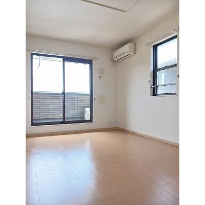 シルバースノーハピネスＡ 203【管理NO：1-016283401-02030】 ★家具家電は申し込み後に搬入します★ ★2026年11月中旬入居可能★の物件写真2