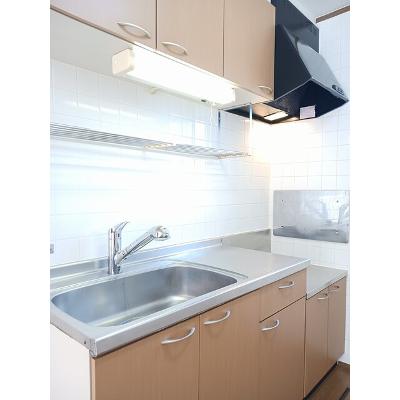 クレスト－ル高野Ⅲ 102【管理NO：1-011637603-01020】 ★家具家電は申し込み後に搬入します★ ★2026年11月中旬入居可能★の物件写真3