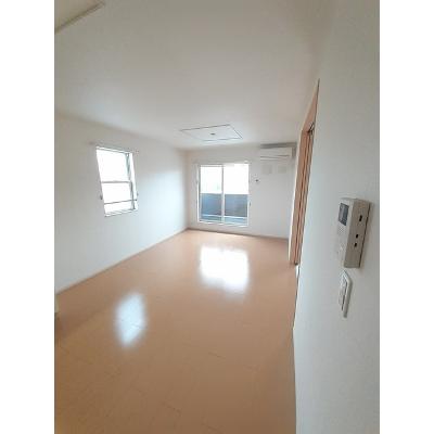 ルクアＢ 203【管理NO：1-015838302-02030】 ★家具家電は申し込み後に搬入します★ ★2026年11月下旬入居可能★の物件写真2