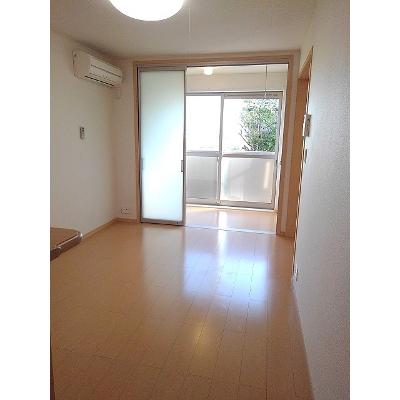 アーバイン 102【管理NO：1-016172001-01020】 ★家具家電は申し込み後に搬入します★ ★2026年11月中旬入居可能★の物件写真2