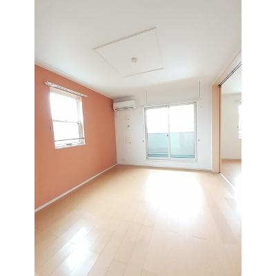 エルフトゥ－ロＤ 203【管理NO：1-019176101-02030】 ★家具家電は申し込み後に搬入します★ ★2026年11月中旬入居可能★の物件写真2