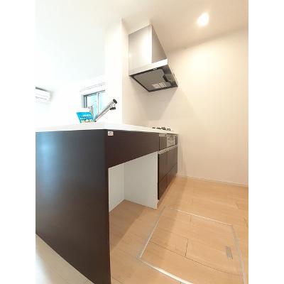 アクアーリオ　Ⅲ 101【管理NO：1-024203503-01010】 ★家具家電は申し込み後に搬入します★ ★2026年10月中旬入居可能★の物件写真3