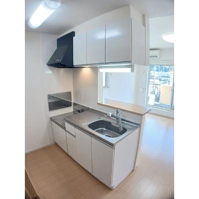 コンフィデンテ　Ａ 201【管理NO：1-018261701-02010】 ★家具家電は申し込み後に搬入します★ ★2026年10月下旬入居可能★の物件写真3