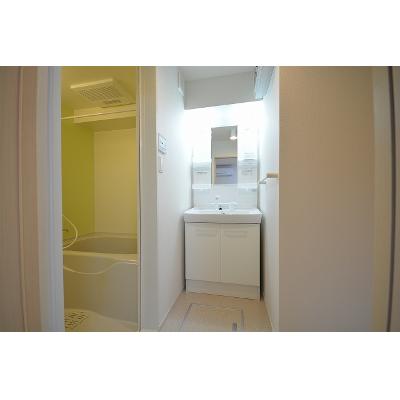 エスカーザ 201【管理NO：1-020246602-02010】 ★家具家電は申し込み後に搬入します★ ★2026年11月中旬入居可能★の物件写真6
