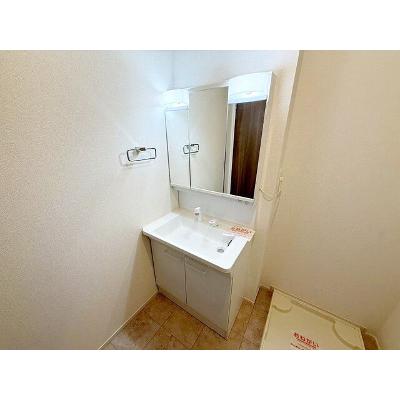 ラナンキュラス　Ⅱ 203【管理NO：1-026663502-02030】 ★家具家電は申し込み後に搬入します★の物件写真6