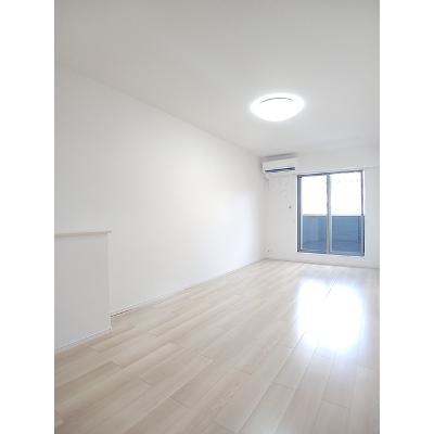 レジデンス希望 203【管理NO：1-026424201-02030】 ★家具家電は申し込み後に搬入します★の物件写真2