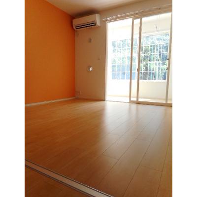 グランデュール 103【管理NO：1-022979301-01030】 ★家具家電は申し込み後に搬入します★ ★2026年11月中旬入居可能★の物件写真2