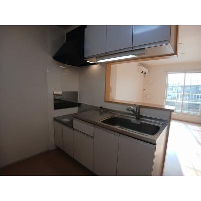 上参番館 201【管理NO：1-018785101-02010】 ★家具家電は申し込み後に搬入します★ ★2026年11月中旬入居可能★の物件写真3