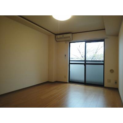 グレイスカルティエ 201【管理NO：1-011288501-02010】 ★家具家電は申し込み後に搬入します★ ★2026年11月下旬入居可能★の物件写真2