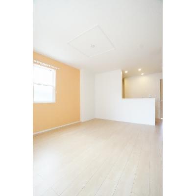 プレジール　Ⅰ 105【管理NO：1-023103501-01040】 ★家具家電は申し込み後に搬入します★ ★2026年11月中旬入居可能★の物件写真2