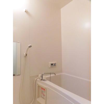 Ｃｏｕｒｔ　Ｌｉｖｅｌｙ 206【管理NO：1-009757501-02060】 ★家具家電は申し込み後に搬入します★ ★2026年11月中旬入居可能★の物件写真4