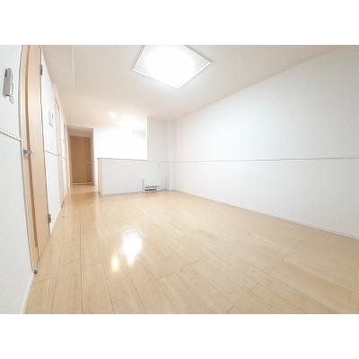 メビウス 105【管理NO：1-023874601-01050】 ★家具家電は申し込み後に搬入します★ ★2026年12月中旬入居可能★の物件写真2