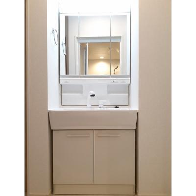 apartment 〒108-0075　東京都港区港南２丁目16-1