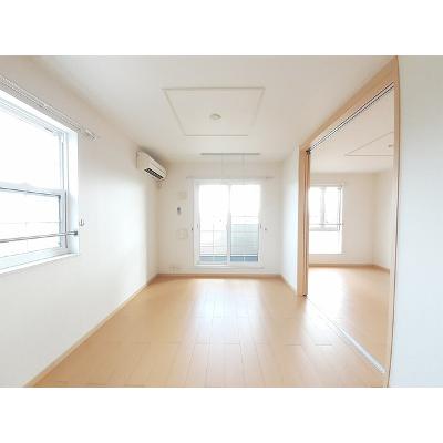 レオンⅡＡ 203【管理NO：1-016335601-02030】 ★家具家電は申し込み後に搬入します★ ★2026年11月中旬入居可能★の物件写真2