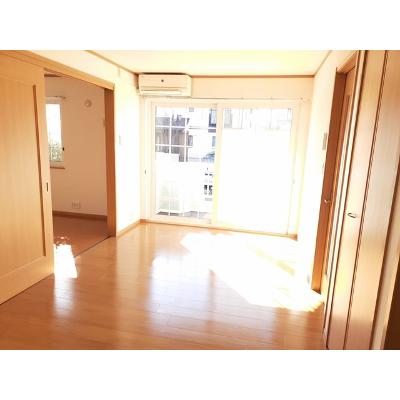 ストーンウェルⅠ 102【管理NO：1-012474001-01020】 ★家具家電は申し込み後に搬入します★ ★2026年11月中旬入居可能★の物件写真2