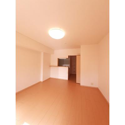 ラッキー　スクエア 103【管理NO：1-015824201-01030】 ★家具家電は申し込み後に搬入します★ ★2026年11月中旬入居可能★の物件写真2