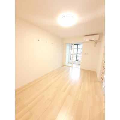 コリーヌⅡ 203【管理NO：1-026797602-02030】 ★家具家電は申し込み後に搬入します★の物件写真2