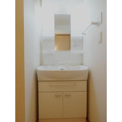 エトワール 202【管理NO：1-014610001-02020】 ★家具家電は申し込み後に搬入します★ ★2027年01月中旬入居可能★の物件写真6