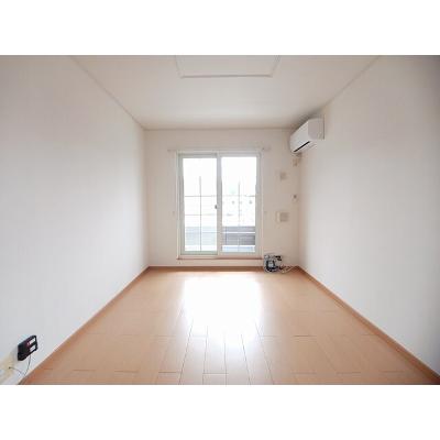アイリスコートＡ 202【管理NO：1-014727301-02020】 ★家具家電は申し込み後に搬入します★ ★2026年10月下旬入居可能★の物件写真2