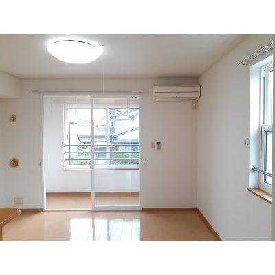 ヴィラ・シュノンソ－ 204【管理NO：1-015149001-02040】 ★家具家電は申し込み後に搬入します★ ★2026年10月下旬入居可能★の物件写真2
