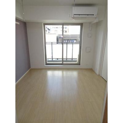 ペニー　レイン 303【管理NO：1-023085201-03030】 ★家具家電は申し込み後に搬入します★ ★2026年10月下旬入居可能★の物件写真2