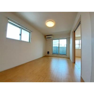 れんげ荘 201【管理NO：1-025501301-02010】 ★家具家電は申し込み後に搬入します★の物件写真2