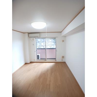 ヴィオラＧ 101【管理NO：1-012649901-01010】 ★家具家電は申し込み後に搬入します★ ★2026年10月下旬入居可能★の物件写真2