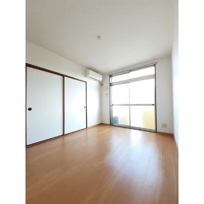 エルディムルナＢ 201【管理NO：1-003563501-02010】 ★家具家電は申し込み後に搬入します★ ★2026年11月中旬入居可能★の物件写真2