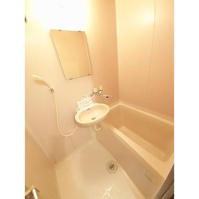 エルディムルナＢ 201【管理NO：1-003563501-02010】 ★家具家電は申し込み後に搬入します★ ★2026年11月中旬入居可能★の物件写真4