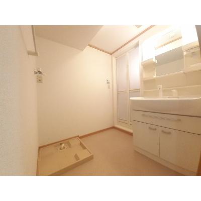 アウロ－ラ 406【管理NO：1-012675001-04050】 ★家具家電は申し込み後に搬入します★ ★2026年11月中旬入居可能★の物件写真6