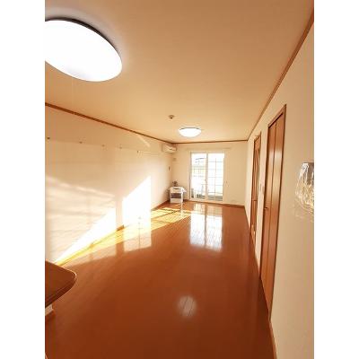 ウィンベルⅡ 103【管理NO：1-013978501-01030】 ★家具家電は申し込み後に搬入します★ ★2026年11月下旬入居可能★の物件写真2