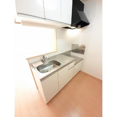 ルッコラⅠ 102【管理NO：1-019396001-01020】 ★家具家電は申し込み後に搬入します★ ★2026年11月中旬入居可能★の物件写真3