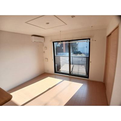 リバーサイド無限∞　Ⅱ 102【管理NO：1-019199102-01020】 ★家具家電は申し込み後に搬入します★ ★2026年11月中旬入居可能★の物件写真2