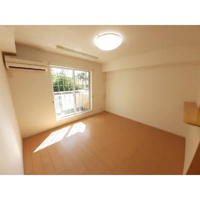 レイクヒルズ土浦 202【管理NO：1-017921901-02020】 ★家具家電は申し込み後に搬入します★ ★2026年11月中旬入居可能★の物件写真2