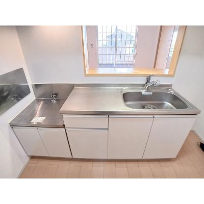 Ｌｕｃｋｙ　Ｂｅｌｌ 202【管理NO：1-018240301-02020】 ★家具家電は申し込み後に搬入します★の物件写真3