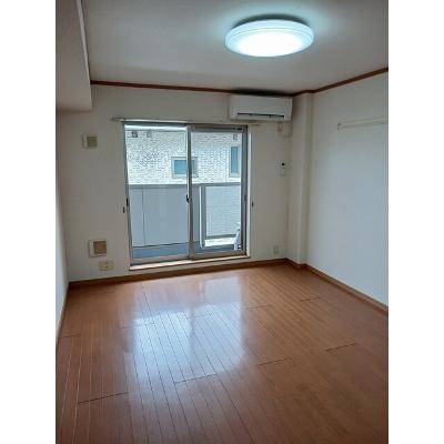 パセーオセレッソ 204【管理NO：1-013461101-02040】 ★家具家電は申し込み後に搬入します★ ★2026年11月中旬入居可能★の物件写真2