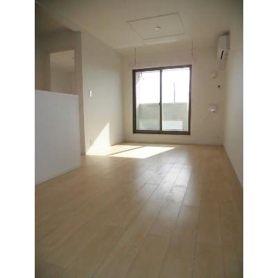 ソラーナ 201【管理NO：1-022219501-02010】 ★家具家電は申し込み後に搬入します★ ★2027年01月中旬入居可能★の物件写真2