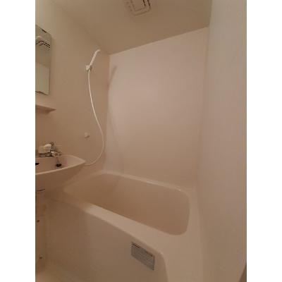 リュエルⅠ 106【管理NO：1-009383701-01050】 ★家具家電は申し込み後に搬入します★ ★2026年11月中旬入居可能★の物件写真4