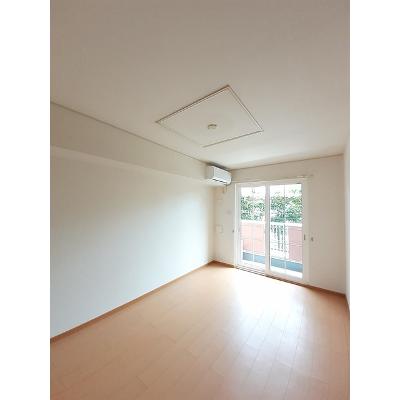 ＫＯＰＯＲＡ 103【管理NO：1-014986901-01030】 ★家具家電は申し込み後に搬入します★ ★2026年11月中旬入居可能★の物件写真2