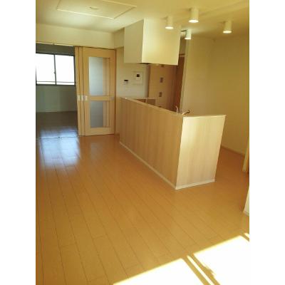 ラハナⅡ 201【管理NO：1-020084702-02010】 ★家具家電は申し込み後に搬入します★ ★2026年11月中旬入居可能★の物件写真2