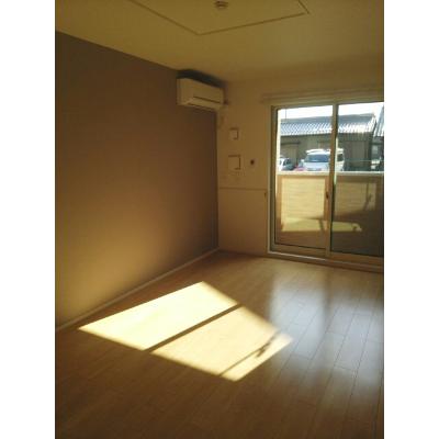 グランディオーソⅡ 103【管理NO：1-021343401-01030】 ★家具家電は申し込み後に搬入します★ ★2026年11月中旬入居可能★の物件写真2