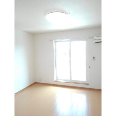 ボニートⅠ 201【管理NO：1-014245401-02010】 ★家具家電は申し込み後に搬入します★ ★2026年11月中旬入居可能★の物件写真2